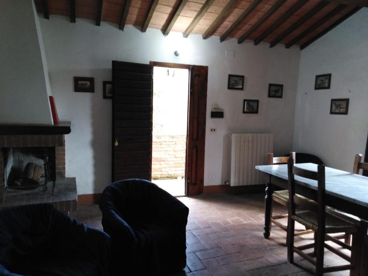 Agritur Villa Osvaldo Castiglione Del Lago Perugia Colazione Piscina Acqua Salata Exterior foto
