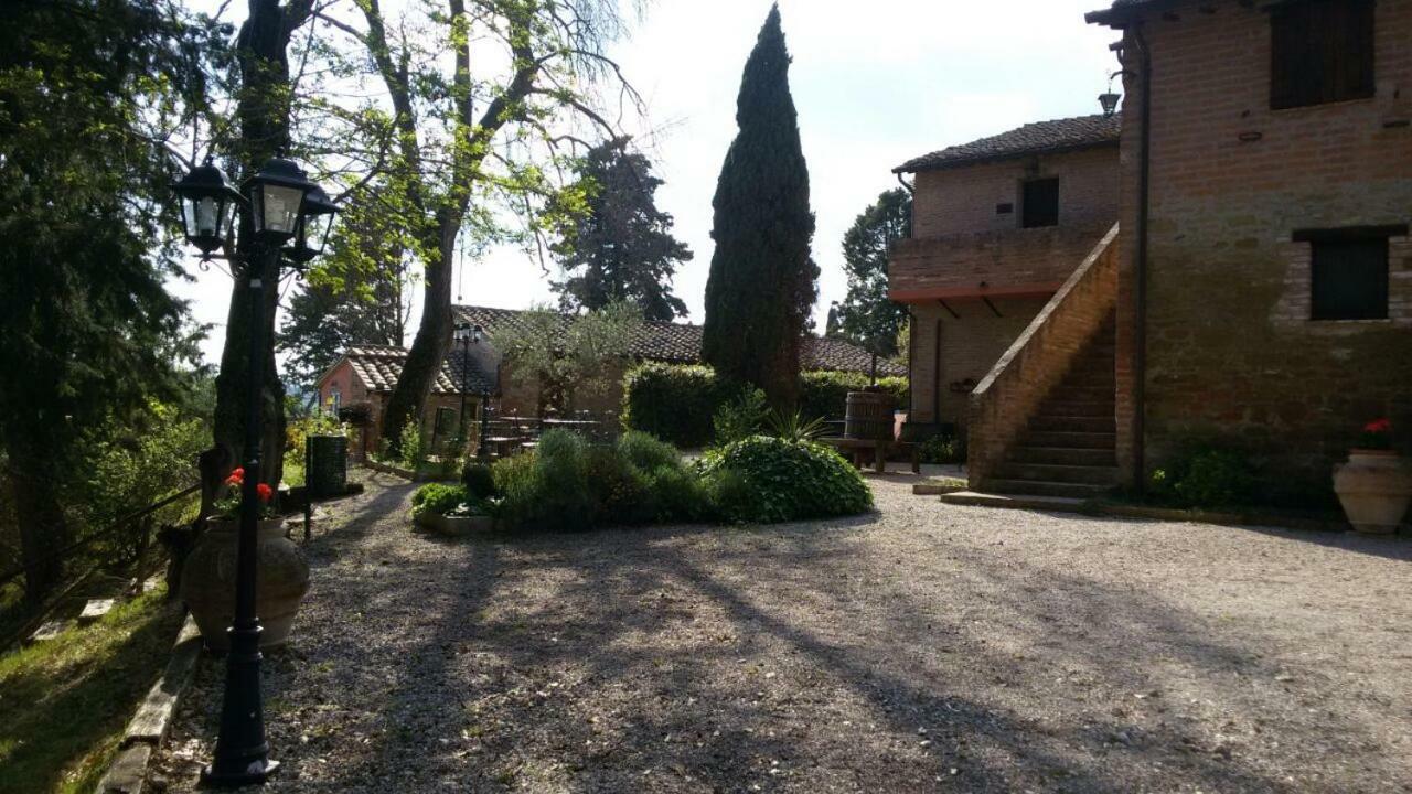 Agritur Villa Osvaldo Castiglione Del Lago Perugia Colazione Piscina Acqua Salata Exterior foto